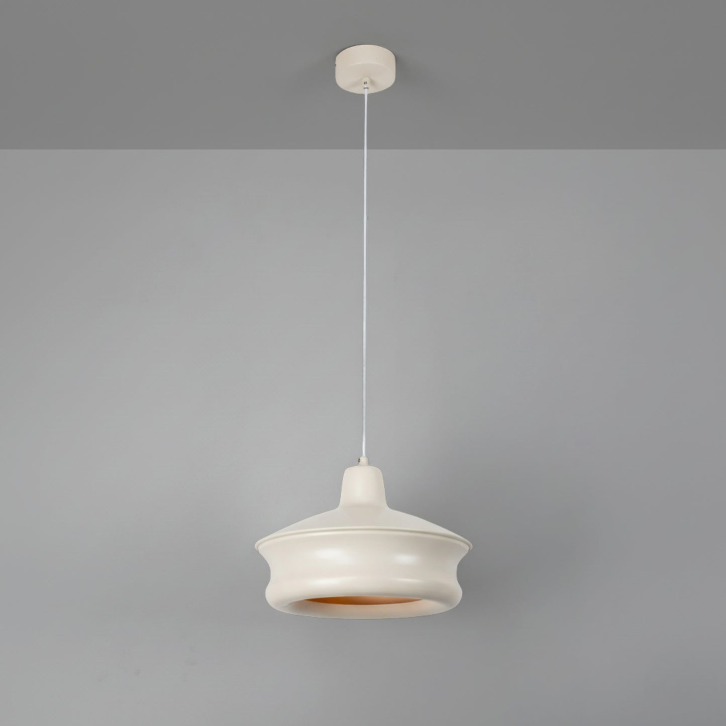 Krem Rengi Metal Silindir Tavan Aydınlatması