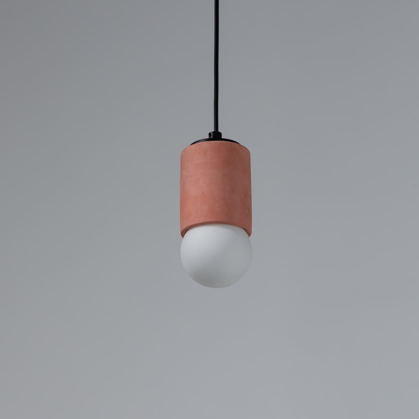 Terracotta Silindir Beton Sarkıt Aydınlatma