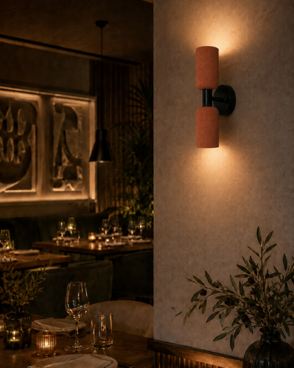 Siyah Metal Terracota Silindir Beton Aplik
